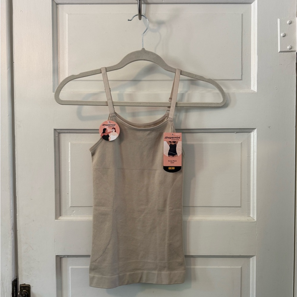 Shapermint Essentials Scoop Neck Cami - S